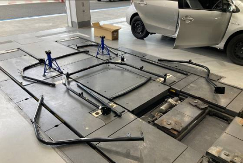 ラリーカー製作の様子