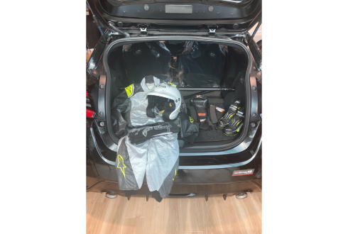 ラリーカー製作の様子