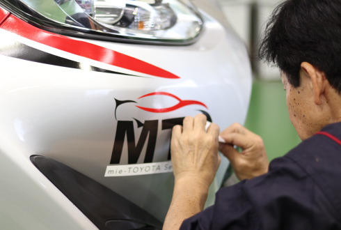 ラリーカー製作の様子